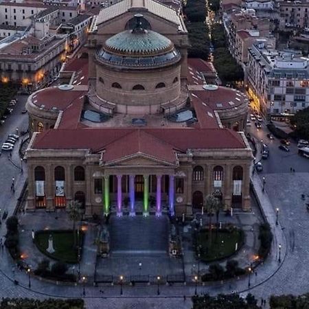 Apartamento Un Raggio Di Sole Al Massimo Palermo Exterior foto