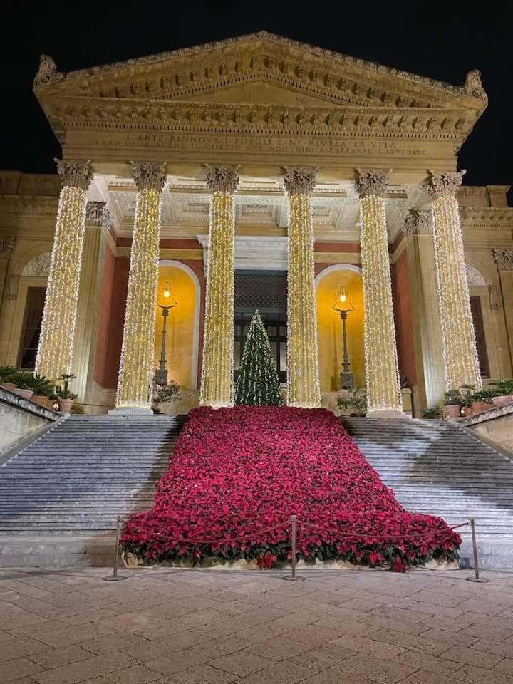 Apartamento Un Raggio Di Sole Al Massimo Palermo Exterior foto